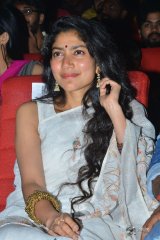 Sai Pallavi at Padi Padi Leche Manasu Movie Pre Release Event